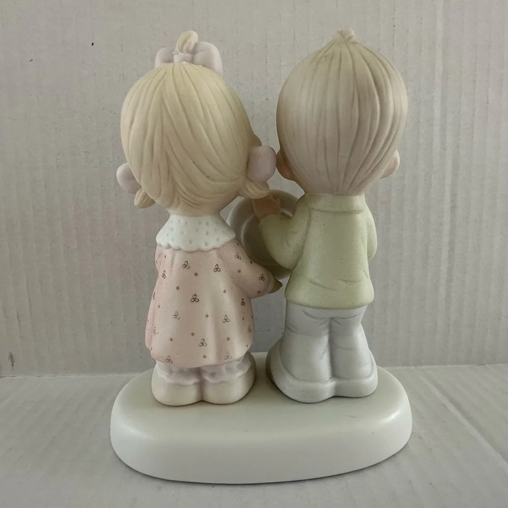 Precious Moments 10th Anniversary Cake Topper - Cream and Pink - Picture 2 of 16